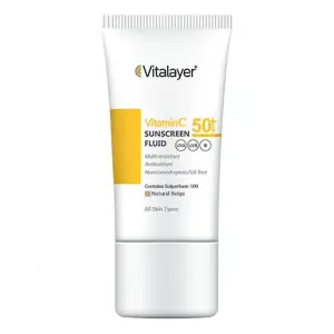 فلوئید ضدآفتاب رنگی ویتالیر مدل Vitamin C با 50 SPF مناسب برای انواع پوست حجم 50 میلی‌لیتر
